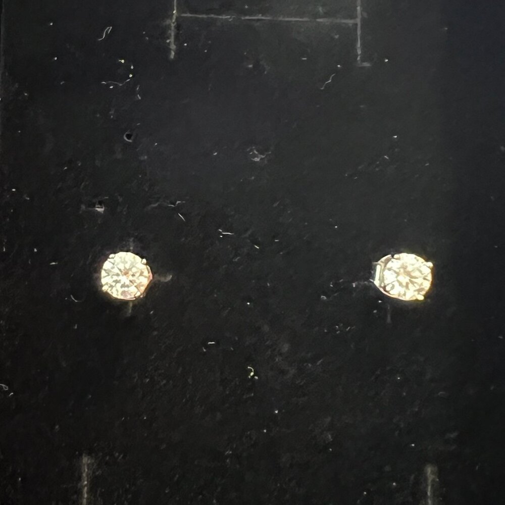 1 ct Moissanite Earrings in Sterling Silver NWOT